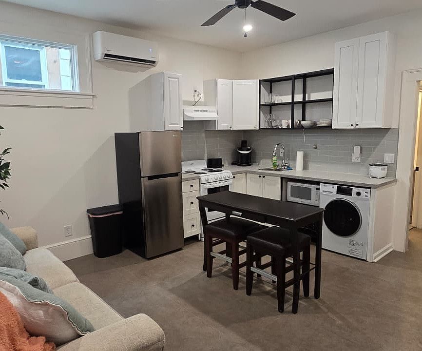 1st image of 224 Finley Ave #224