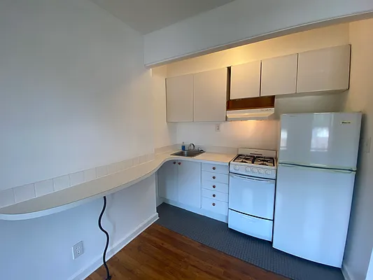 Rented by Douglas Elliman | media 10