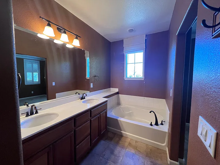 7828 Abramo Walk — Photo 19