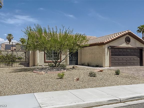 2nd image of 6300 W La Madre Way