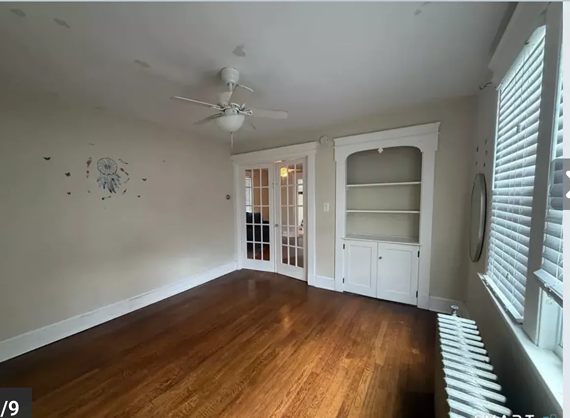 3 bed, 1100 sqft, $2,050 — Photo 4