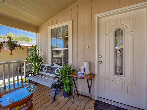 4th image of 408 Los Encinos Ave