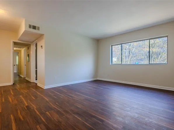 91 Rumson Rd NE #C37, Atlanta, GA 30305