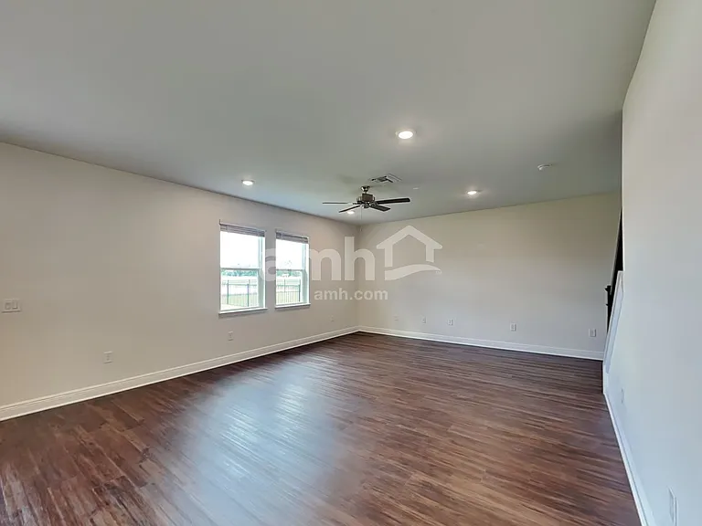 14617 Cedar Mill Dr — Photo 6