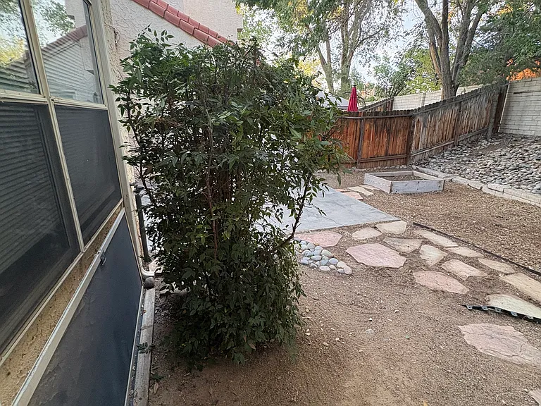 6304 Dorado Bch NE — Photo 16