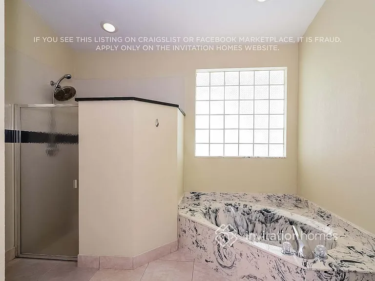 4645 NW 99th Ln — Photo 15