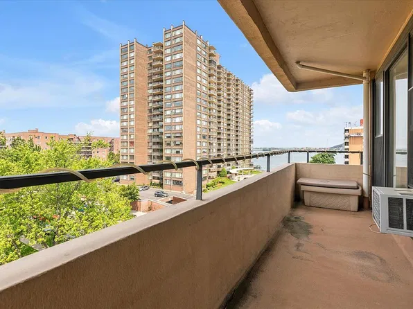 166-40 Powells Cove Blvd #7B, Queens, NY 11357