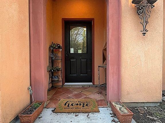 3rd image of 1045 Fincher Rd