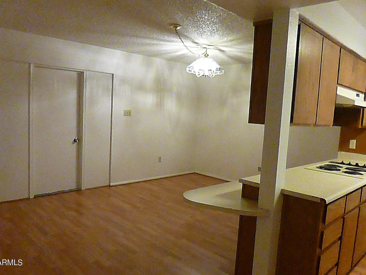 4 bed, 2.0 bath, 2188 sqft, $1,945 — Photo 4