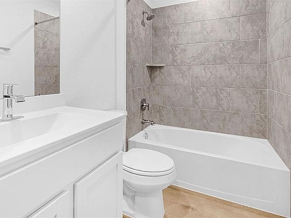 5th image of 3911 Dodington Ash Dr