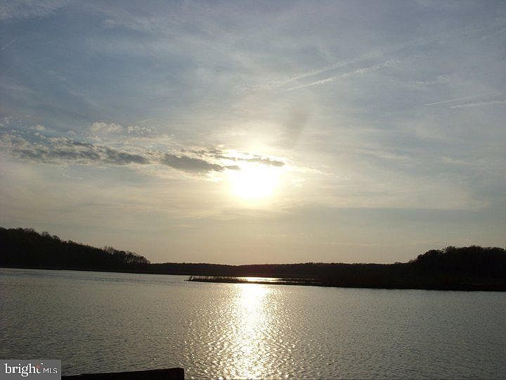 2nd image of Tayloes Neck Rd