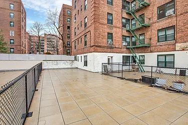 Rented by Living New York