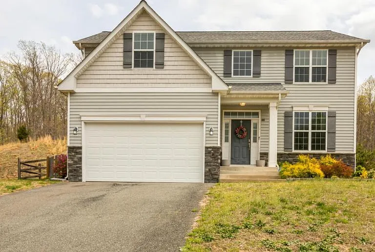 48 Ellison Ct — Photo 1