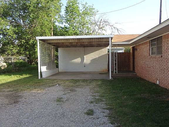 Carport