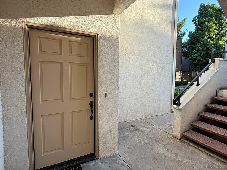 8147 N Cedar Ave #107 — Photo 15