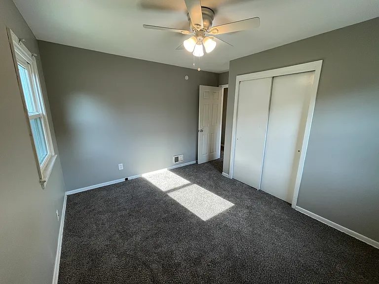 3725 Hartman Ave — Photo 6