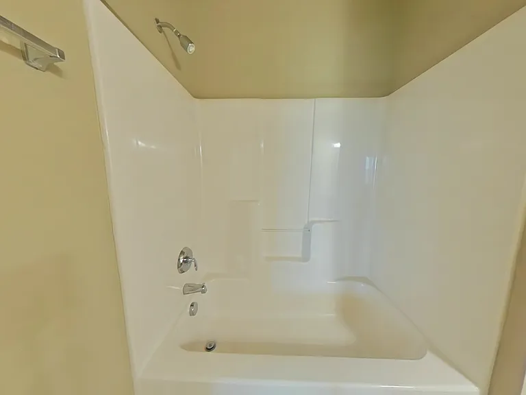Boulder Ridge Apartments — Photo 14