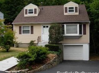 56 Pine Ave, Ossining, NY 10562