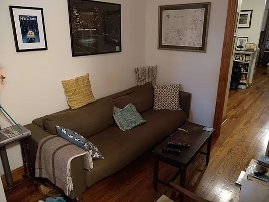 Rented by City Barn Realty Inc | media 12