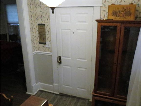 2nd image of 893 E Court St