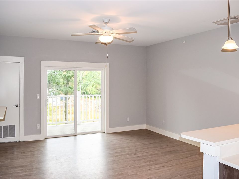 3 Broom Shop Ln Latham NY Zillow