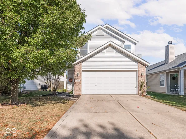 464 Grabill Dr, Westfield, IN 46074