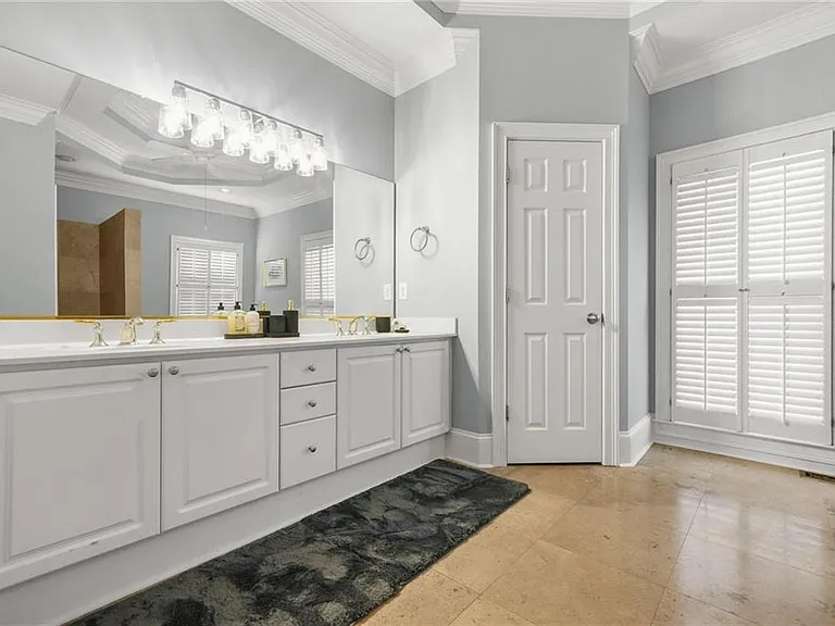 9800 Foxworth Dr — Photo 23
