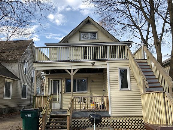 3rd image of 1122 Seymour Ave #2