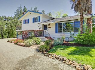 7355 Wagner Creek Rd, Talent, OR 97540
