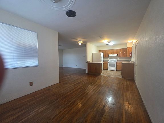 3rd image of 734 State Ave