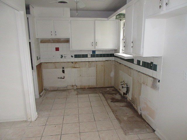 2nd image of 4402 W Dengar Ave