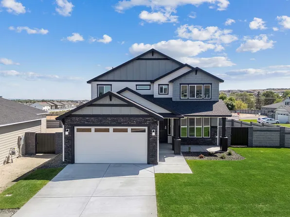 492 Snowgrass Ave, West Richland, WA 99353