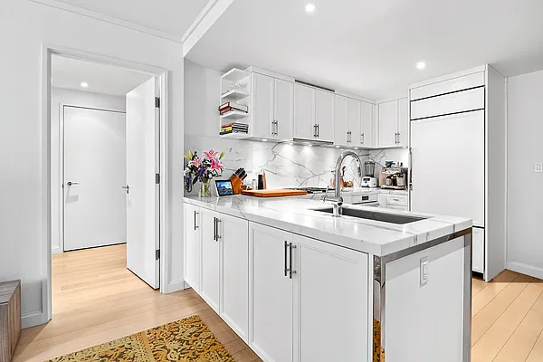 Rented by Compass | media 9