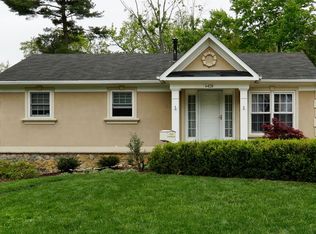 6428 Haystack Rd, Alexandria, VA 22310