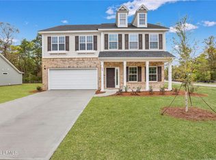 100 Grange Ln, Beaufort, SC 29907