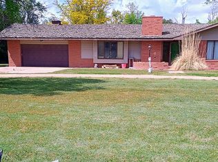 616 W 1st St, Kinsley, KS 67547