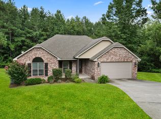 16 Apalachee, Hattiesburg, MS 39402