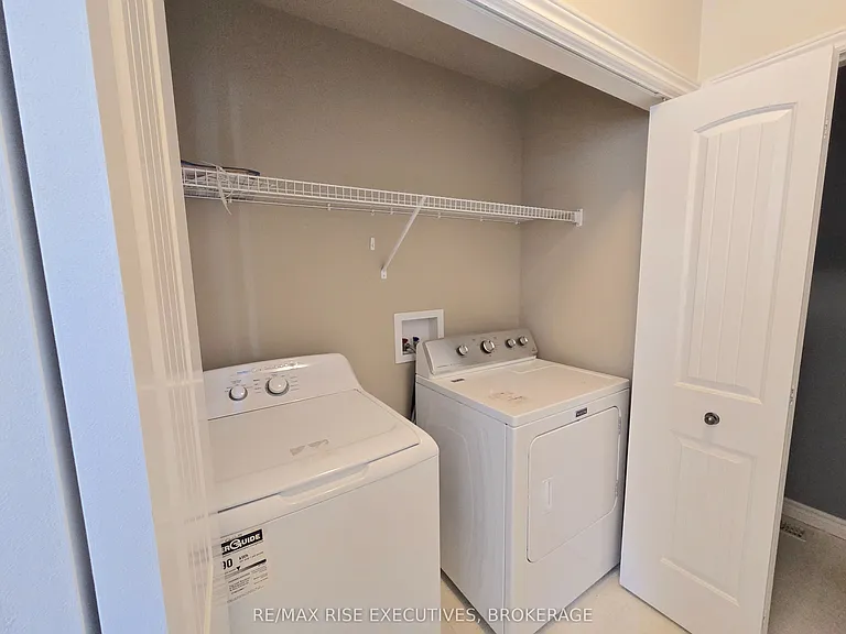 949 Blossom St #1 — Photo 33