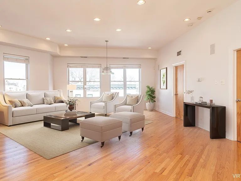 845 W Altgeld St #4D — Photo 4