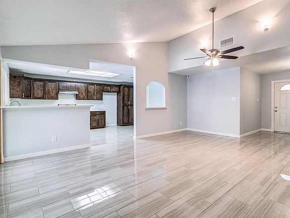 5th image of 11438 Kirkwyn Dr