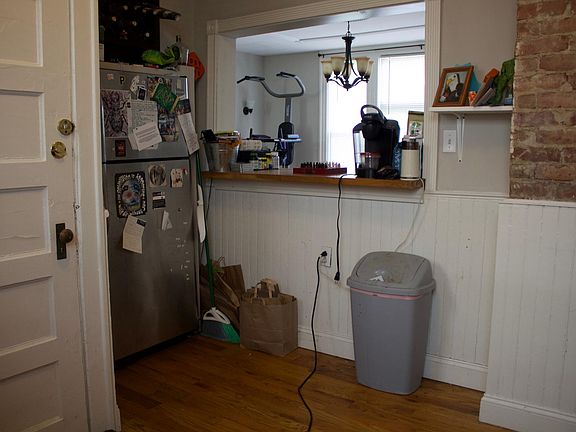 5th image of 575 Auburn Ave #1