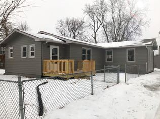 529 N 38th St, Council Bluffs, IA 51501