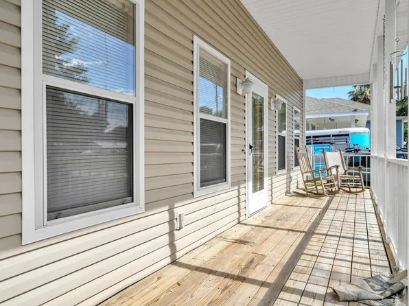319 Main St, Destin, FL 32541
