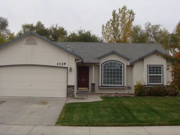 1029 N Maple Creek Ave, Meridian, ID 83642