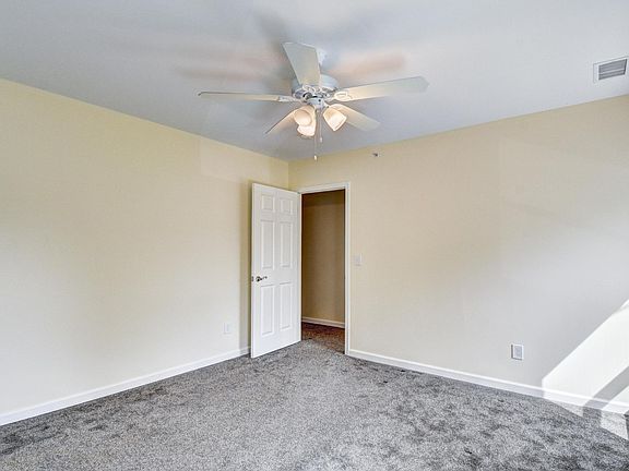 4th image of 16 West St Unit 6