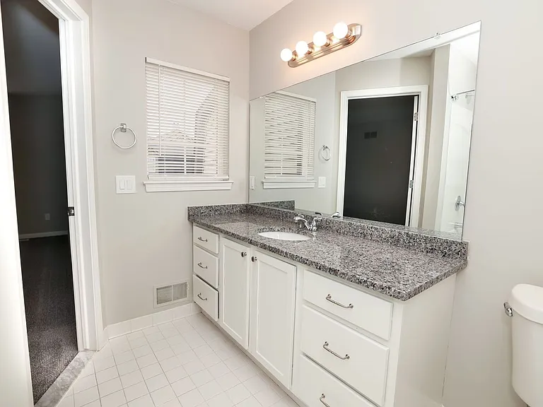 538 Napa Valley Dr — Photo 44