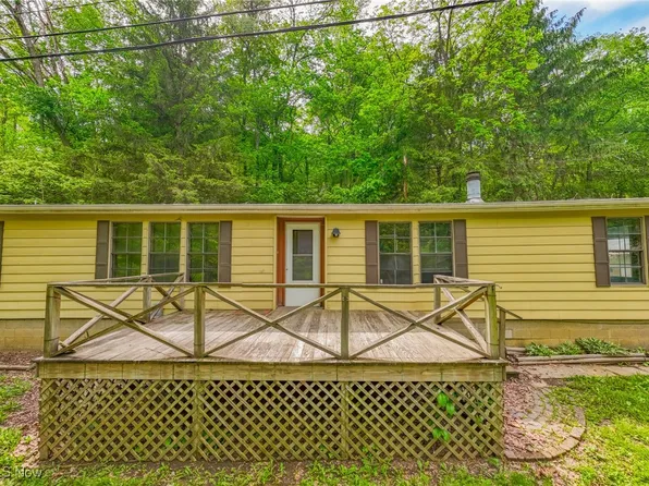 72720 Morgan Hill Rd, Saint Clairsville, OH 43950