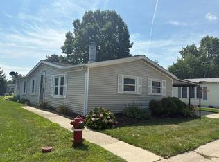 524 Mallard St, Rochester, MI 48309