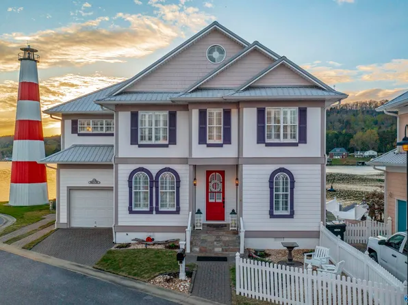 1090 Harbor Point Ln, Southside, AL 35907