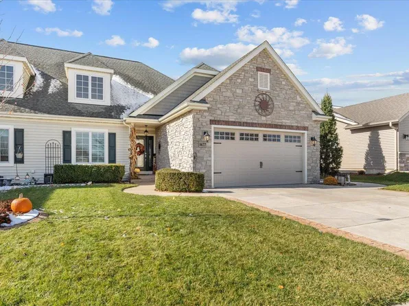 1677 Edgewood ROAD, Kewaskum, WI 53040